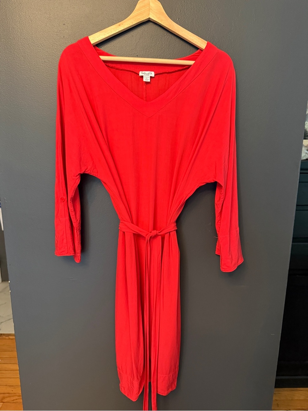 Splendid Red Long-Sleeve V-Neck Tie-Waist Dress
